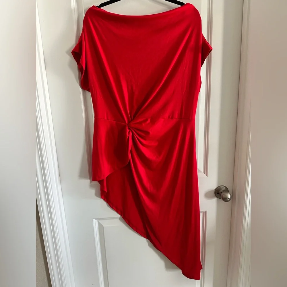 New York & Company Twist-Front‎ Top XL in EUC!